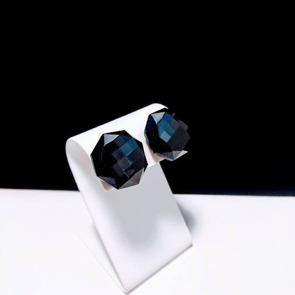 💘 Vtg. Black Checkerboard Faceted Earrings - Picture 5 of 7